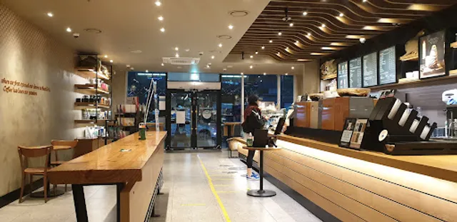 Starbucks Jagalchi Stn.