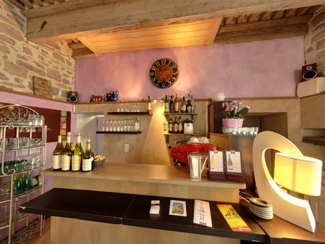 LA TABLE DE PERRAUD