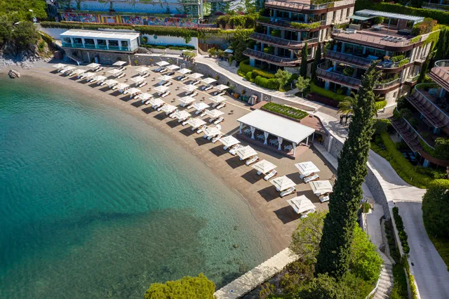 Dukley Hotel & Resort