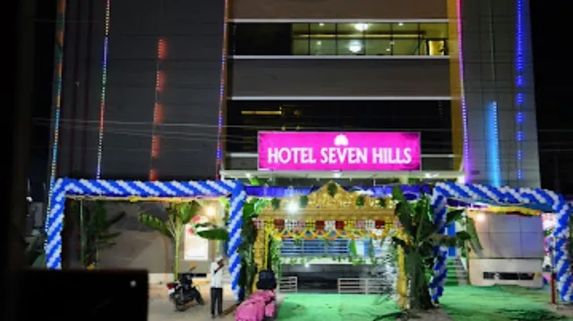 Hotel Seven Hills