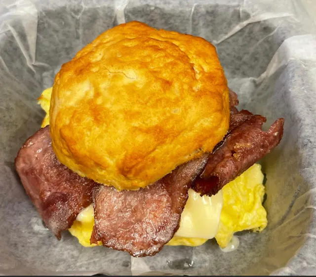 Juniors’ Soulful Cafe