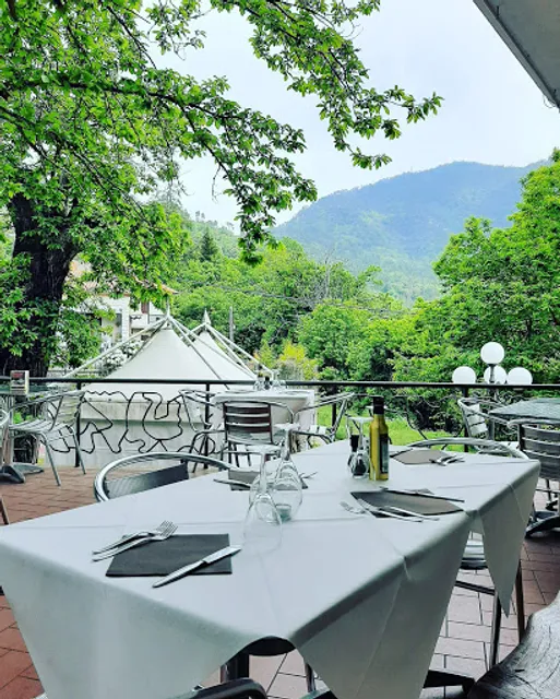 RISTORANTE BAR MINIGOLF DALL’AVA