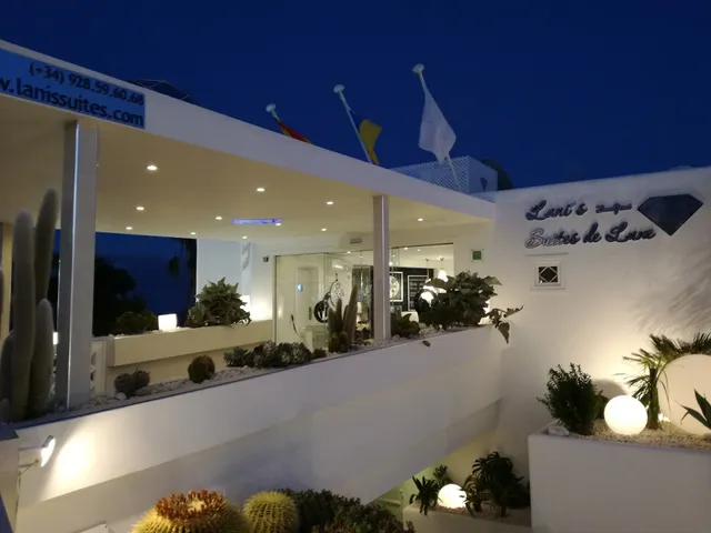 Coctelería Golden Corner