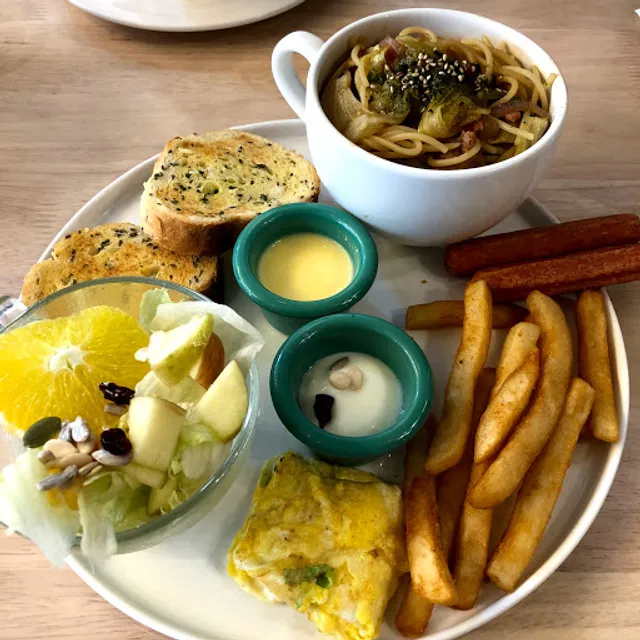 6-inch Plates Brunch