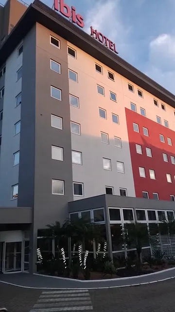 ibis Canoas Shopping