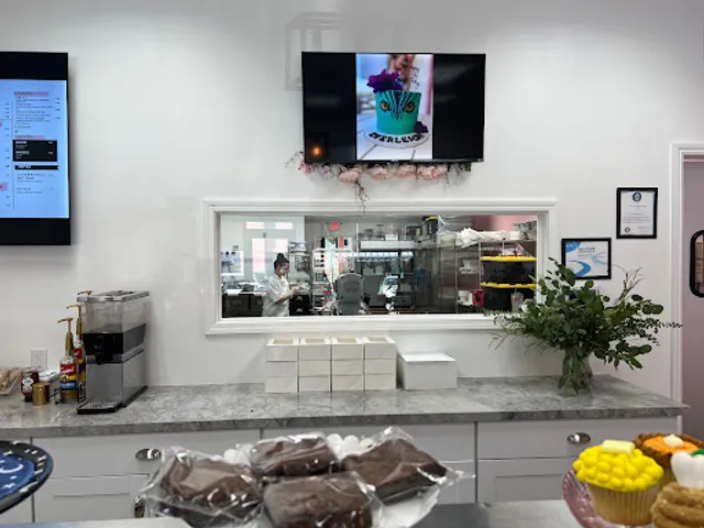 Cs Mad Batter Cakery