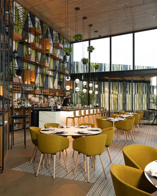 Brutto El Salvador Restaurant