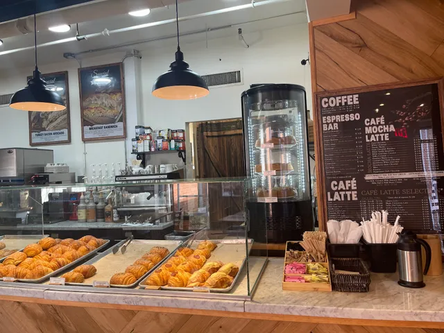 Roggenart European Bakery, Bistro & Cafe