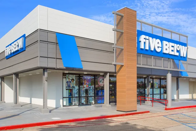 Elmwood Shopping Center