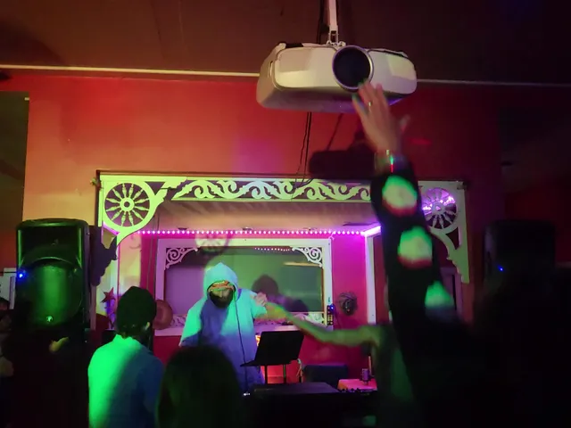 Keopuka Square Shopping Center