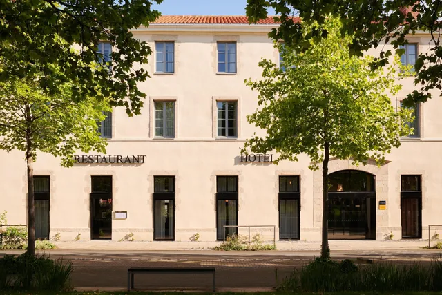 Square Lodge Hotel La Roche sur Yon - Handwritten Collection