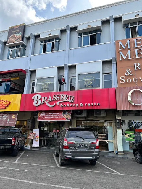 Brasserie Bakery Cabang Km 5