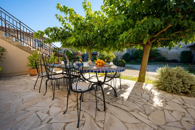 Charlotte's House - Bed & Breakfast