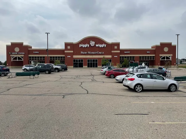 Lois Family Piggly Wiggly