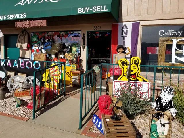 David A's Estate Services & Antiques