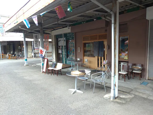 カフェレストラン長屋