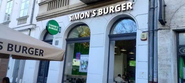 SIMON'S BURGER ARANY JÁNOS