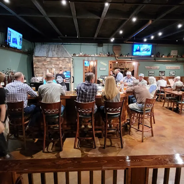 Tin Whiskey Southern Kitchen & Still