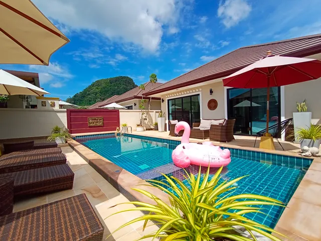 Sila Thai Pool Villa