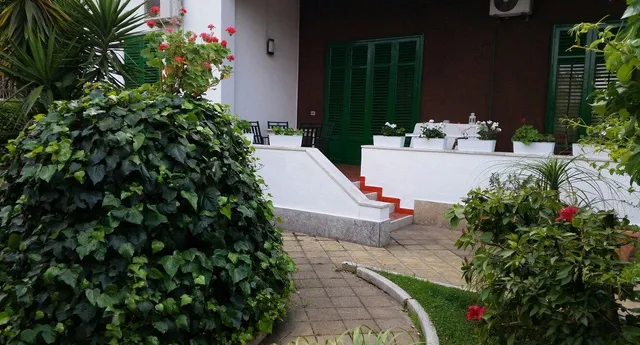 Alemar Bed & Breakfast