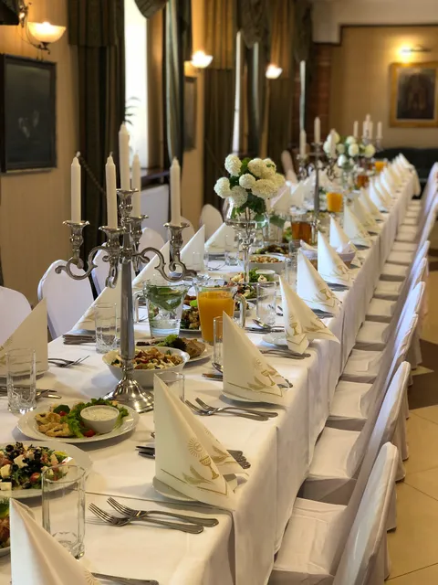 Villa Regent i Apart Regent Tykocin restauracja i noclegi