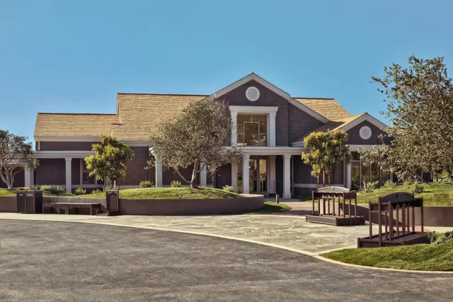 Pebble Beach Golf Academy & Practice Facility