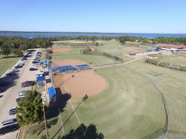 Lake Park Softball Fields