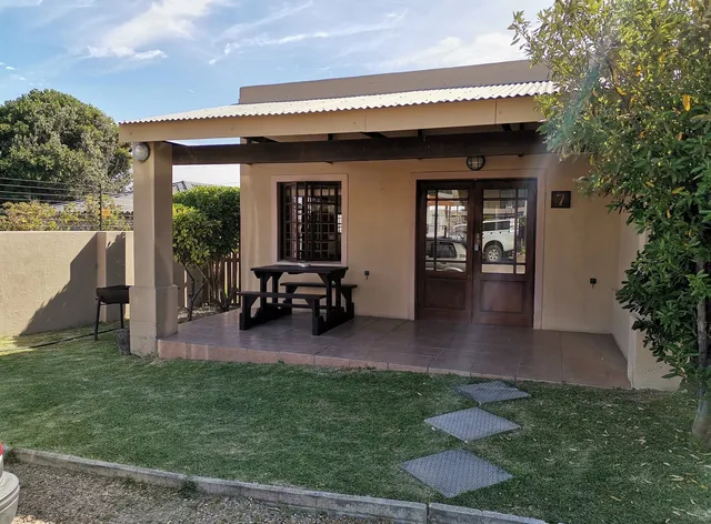 Tourist Lodge Gansbaai