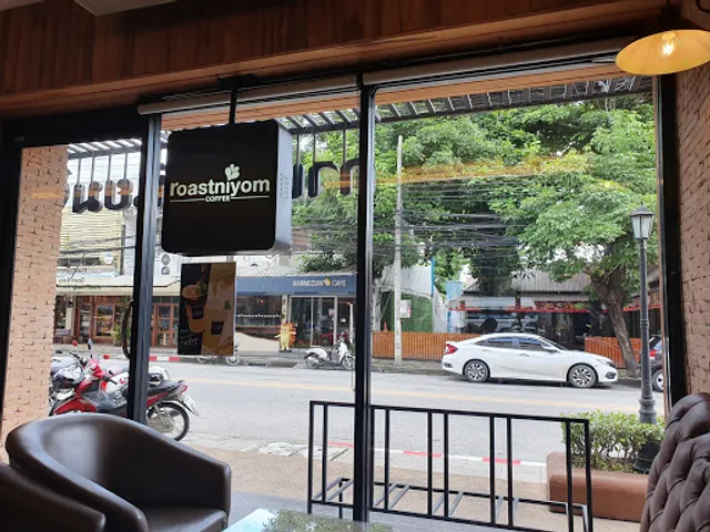 Roastniyom Coffee - มณีนาราคร