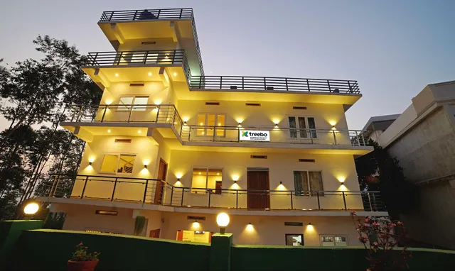 Treebo Wanderlust Residency With Mountain View