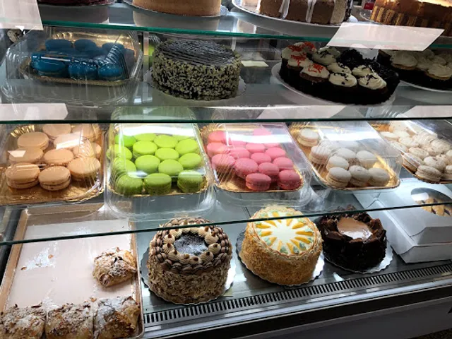 Nino D’Aversa Bakery