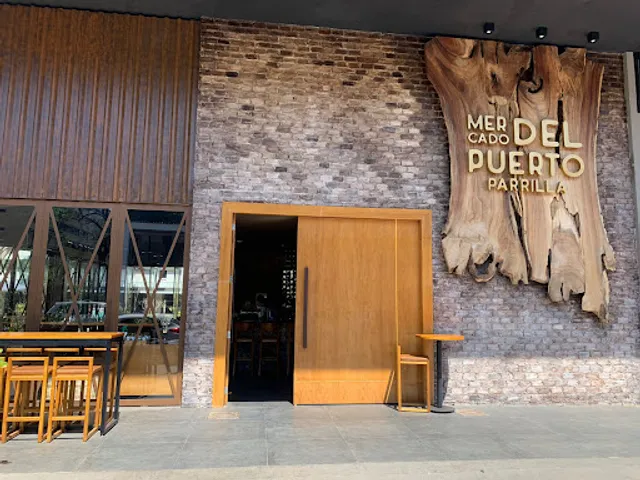 Mercado Del Puerto Asa Sul