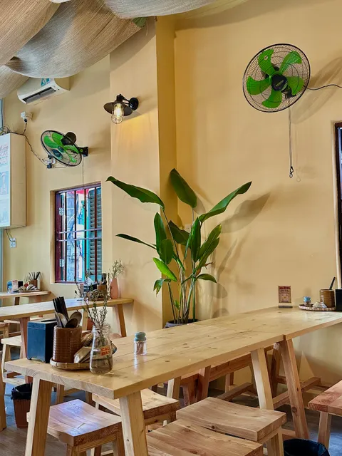 Tiệm Cơm Cậu Ba