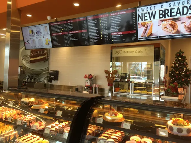 85°C Bakery Cafe - Newark