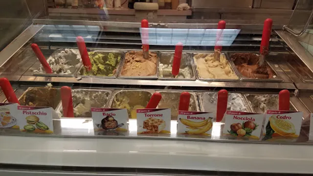 Four Seasons Ice Cream