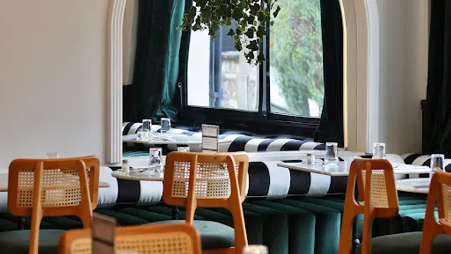 VICTOR - BRASSERIE /RESTAURANT/ BAR / TABAC