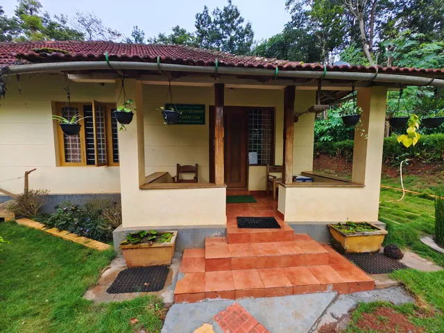 Som's getaway Estate stay