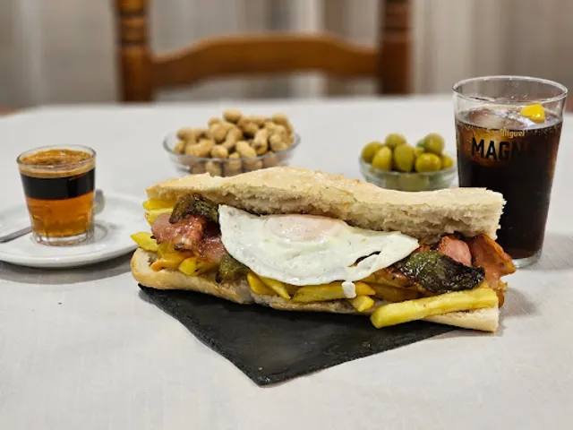 Bar-Restaurant Poliesportiu