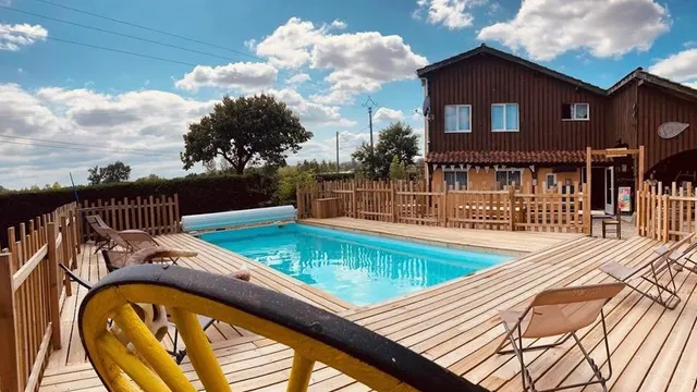 Syl-Vallée western Village camping hébergements insolites western lot et Garonne