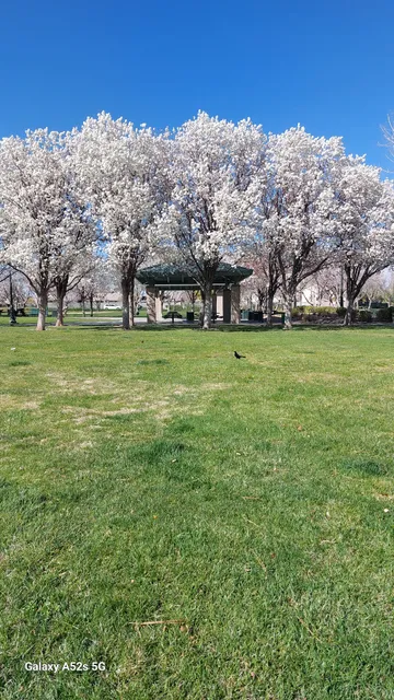 Gardens Community Center