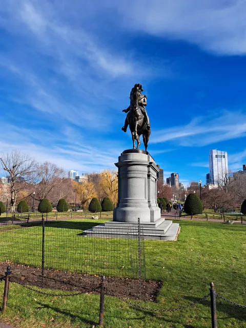 George Washington Statue