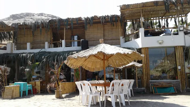 Restaurante Turistico Charlie's Catarindo