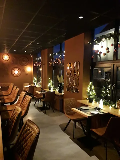 Tafelen bij Zeeuws Meisje