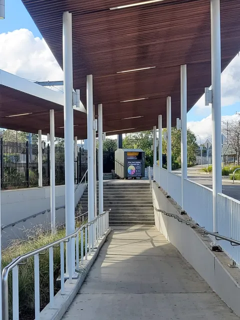 Blackburn railway station, Melbourne