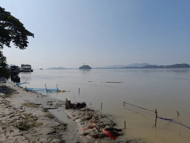 Uzan Bazar Govt. Ferry Ghat (Umananda Ghat Govt.)