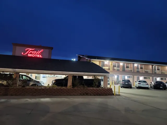 Trail Motel