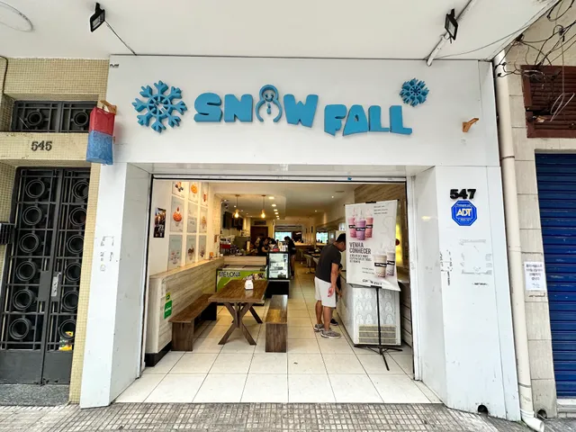 Snow Fall Dessert Cafe