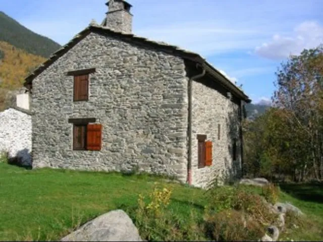 Chalet Amédéelys : Location gite à la montagne en Savoie, proche station de ski d'Aussois et Valfrejus, Chalet en Vanoise