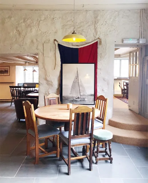 The Punchbowl and Ladle