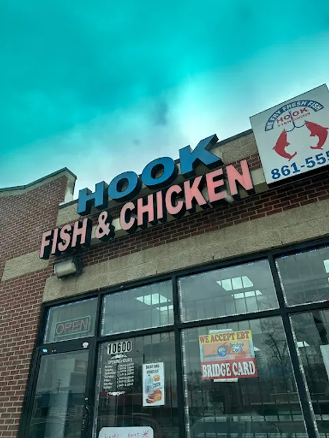 Hook Fish & Chicken market